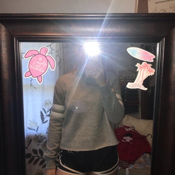 cropped grey pullover - Picture 1 of 3